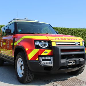 Interventi tecnici e trasporto persone Land Rover Defender